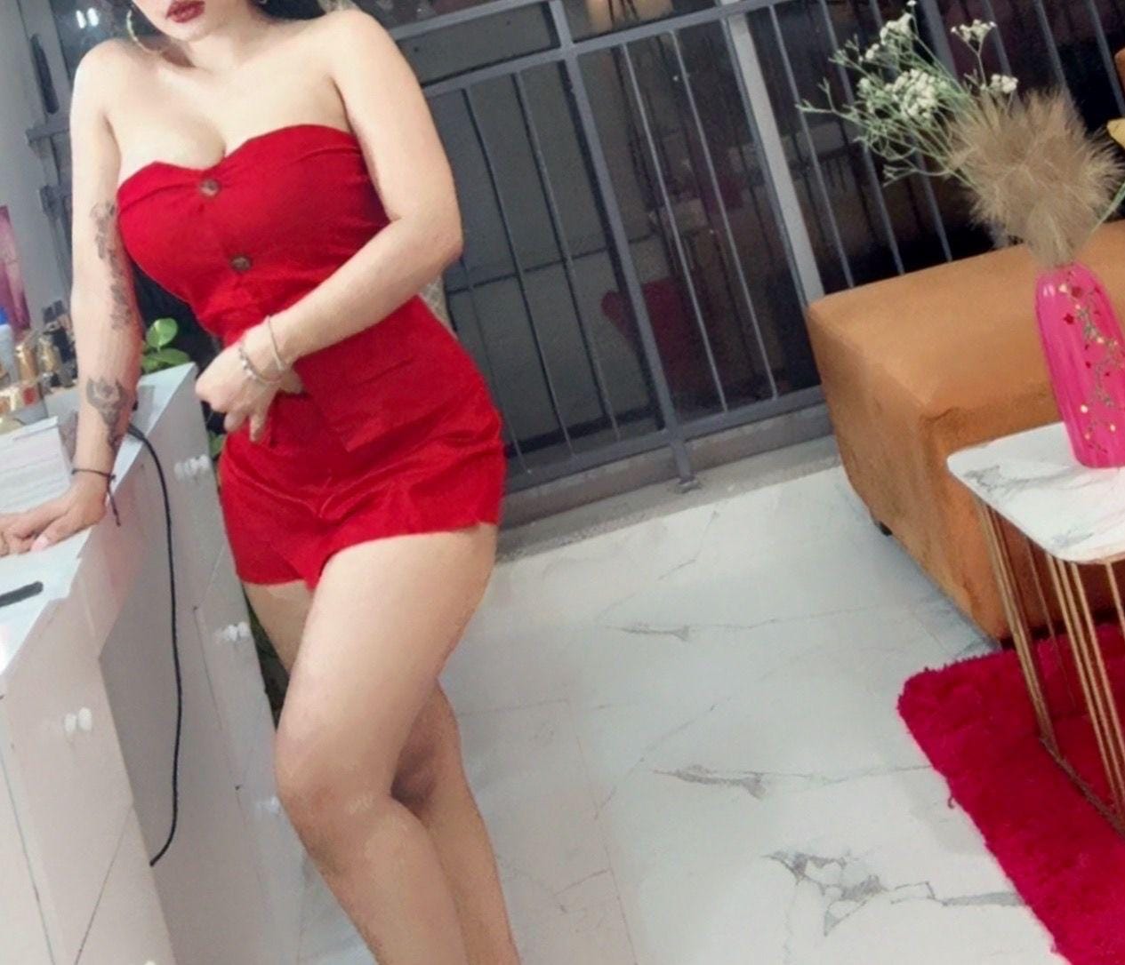 Agra call girl